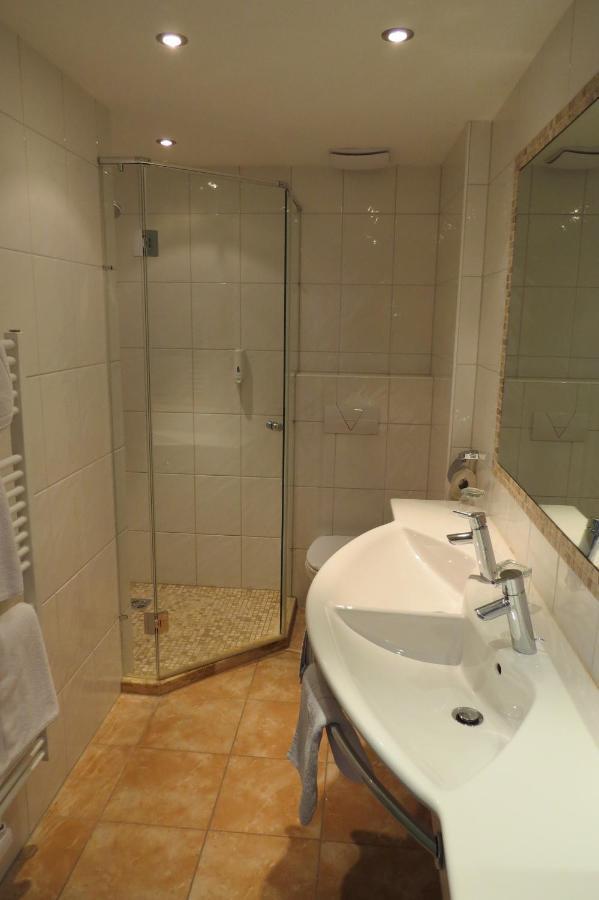 Roesslwirt Hotel 4*