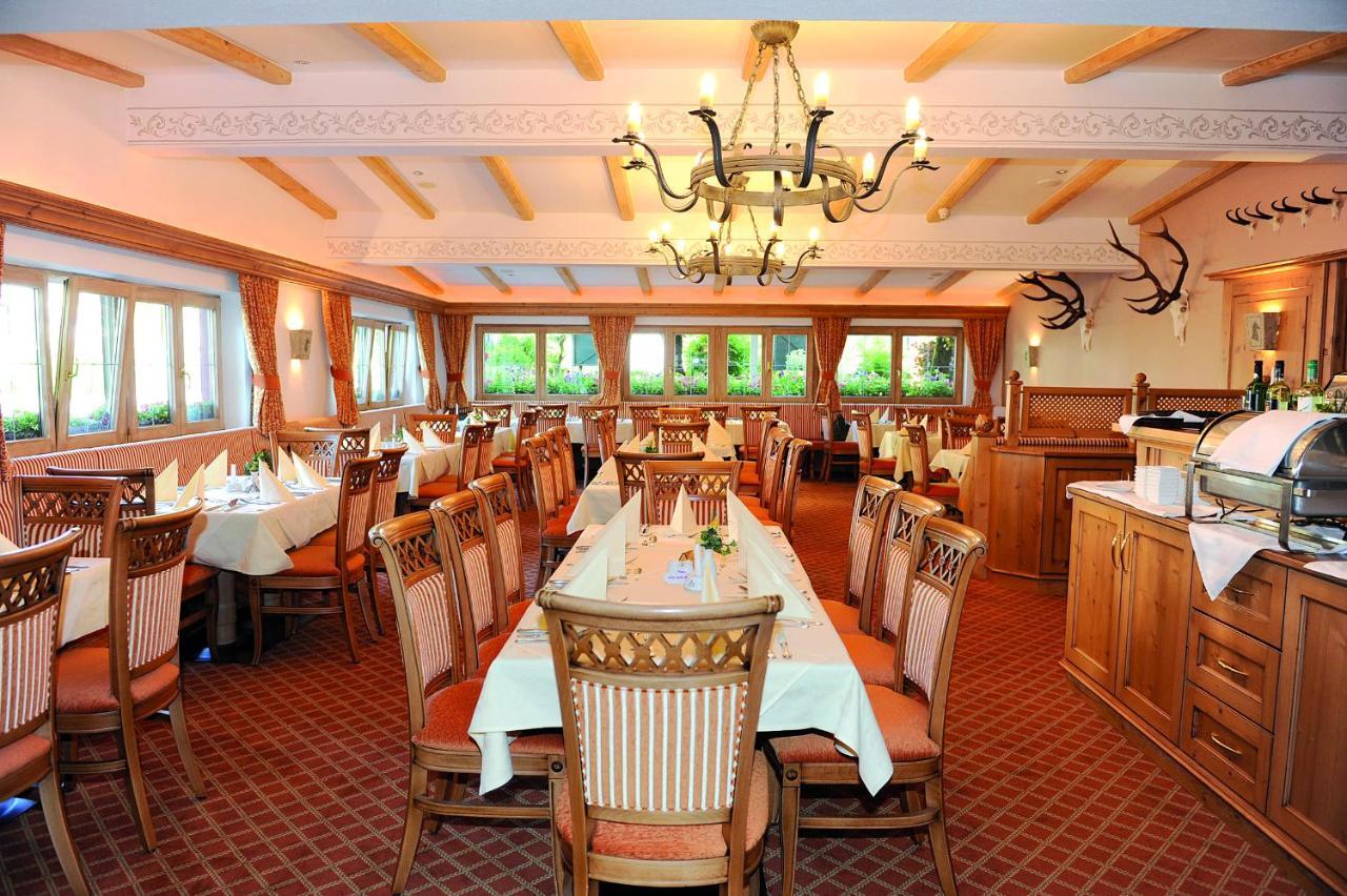 Roesslwirt Hotel 4*