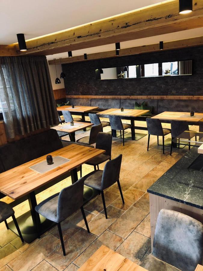 Roesslwirt Hotel 4*